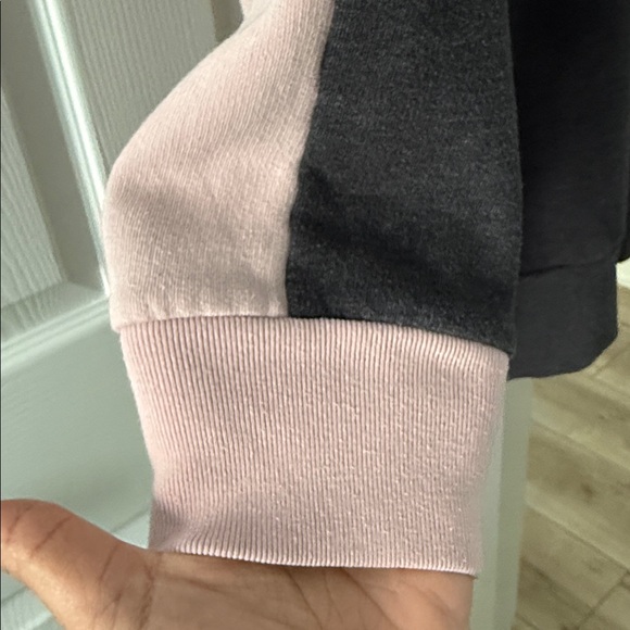 Victoria's Secret Pink and Charcoal Gray Knit Top - Picture 4 of 4